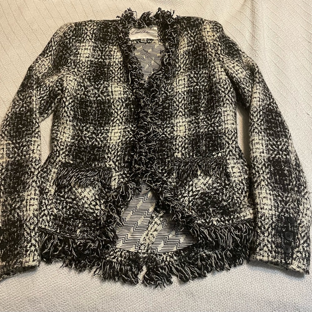 Carol Anderson by Invitation Short Jacket Exc used condition